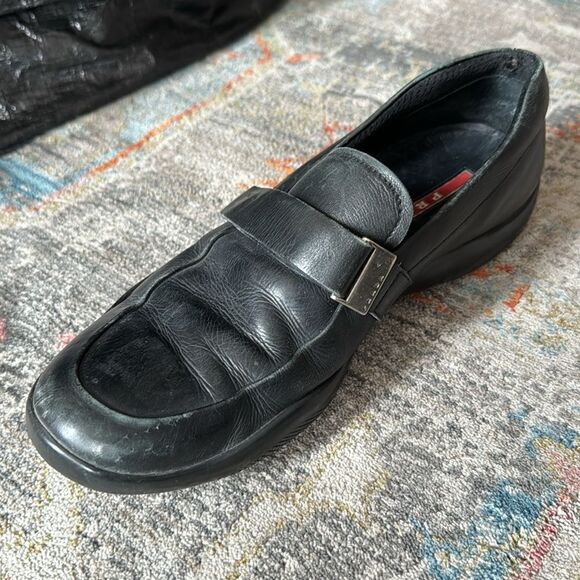 Prada driving loafers -  Size: 7.5 - Picture 2 of 8